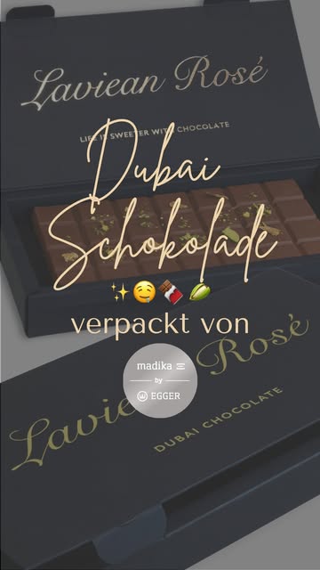Von der Trend-Schokolade zur Extraklasse: Mit schwarzem Naturkarton und goldener Heißfolie bekommt die Dubai Schokolade von @laviean.rosee eine Verpackung, die ihren Auftritt perfekt macht. 🌟
👉 Findet ihr, dass Dubai Schokolade mehr als nur ein kurzer Trend ist?
#eggerdruck #verpackung #schokolade #dubai #dubaischokolade #schokoladenverpackung #dubaischokoladenverpackung #heißfolie #heißfolienprägung #gold