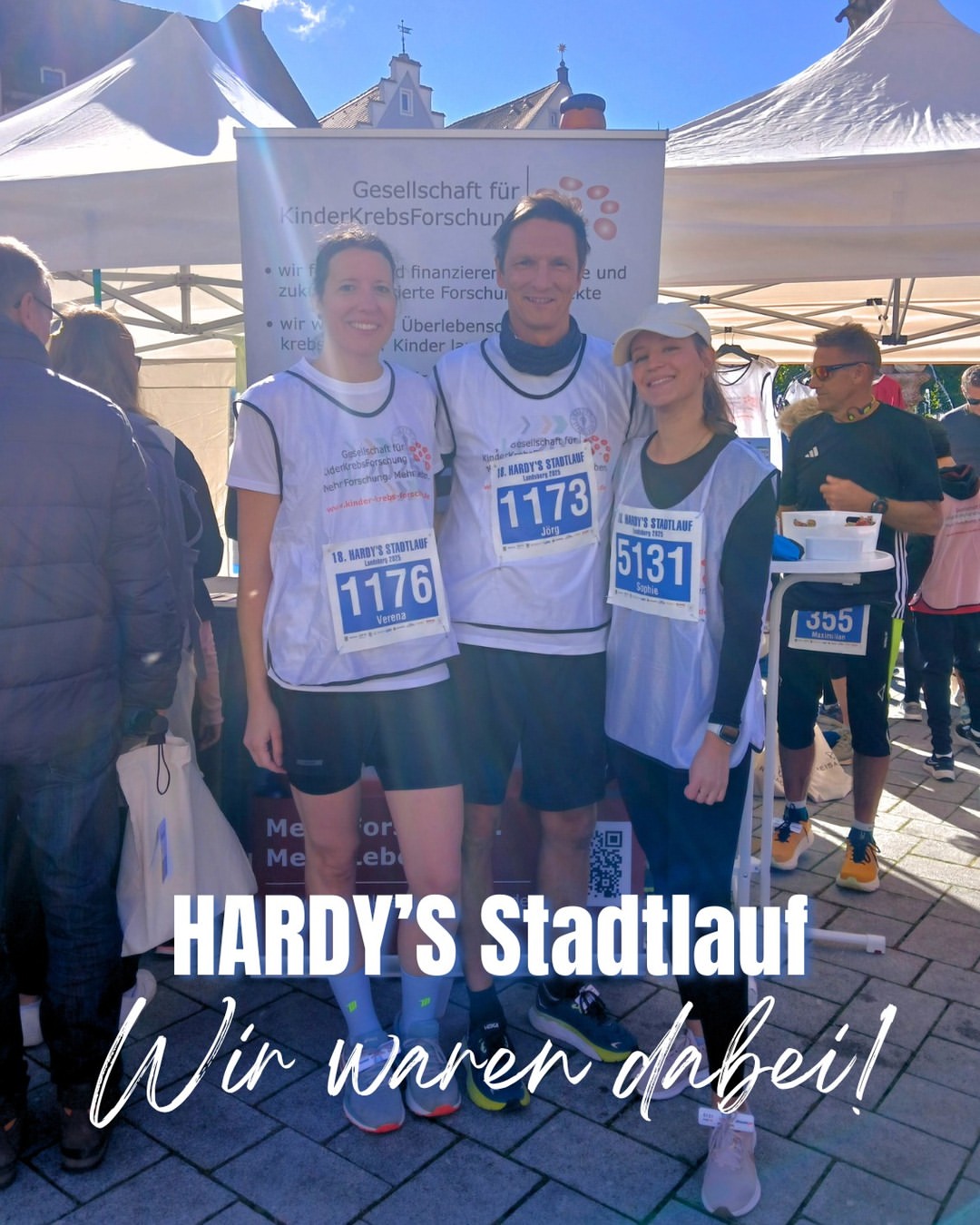 Am 3. Oktober waren wir beim HARDY’S Stadtlauf mitten in unserer Heimatstadt Landsberg dabei – bei perfektem Wetter und bester Stimmung!☀️🏃‍♀️
Gemeinsam im Team der @‌kinderkrebsforschung haben wir alles gegeben – für Bewegung, Teamgeist und eine gute Sache.💪
Swipe für den Vorher–Nachher-Vergleich!😄
Ein besonderes Highlight: das liebevoll gestaltete Anfeuer-Schild von Emma, der Tochter unseres Kollegen Bastian – sie hat damit unseren Jörg unterstützt und es sogar namentlich in den Zeitungsartikel geschafft!👏
@‌hardysfitness #HardysStadtlauf #EGGER #eggerdruck #KinderKrebsForschung #Teamgeist #TagDerDeutschenEinheit #Hardys #Stadtlauf #WirWarenDabei #WirSindDabei #Feiertag #Landsberg